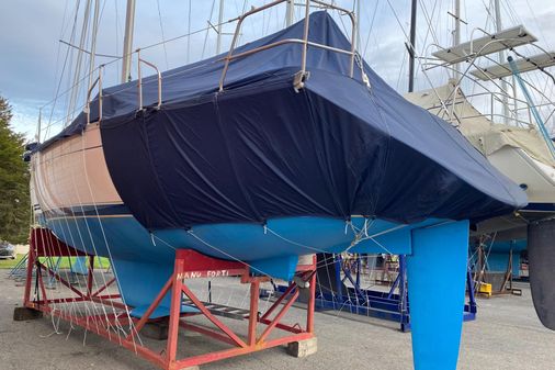 Beneteau Oceanis 370 image