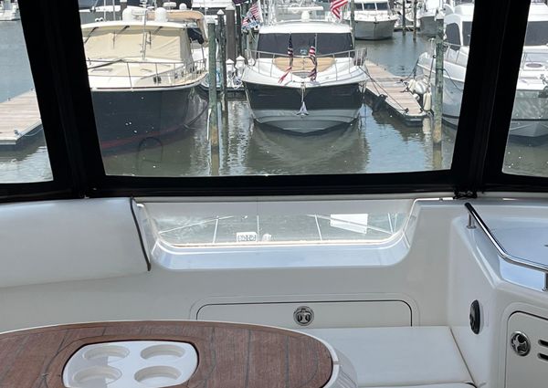 Sea Ray 58 Sedan Bridge image