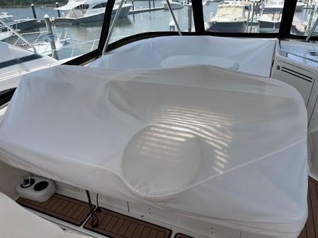 Sea Ray 58 Sedan Bridge image