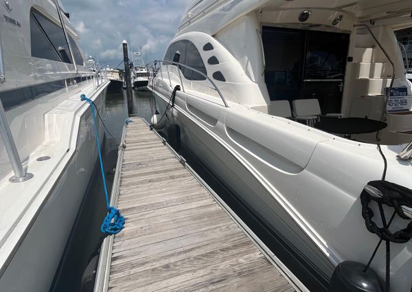 Sea Ray 58 Sedan Bridge image