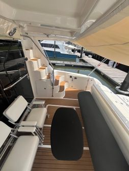 Sea Ray 58 Sedan Bridge image