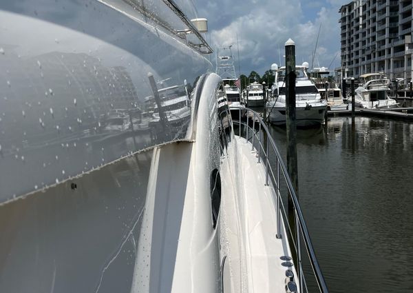 Sea Ray 58 Sedan Bridge image