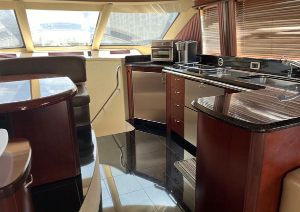 Sea Ray 58 Sedan Bridge image