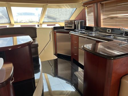 Sea Ray 58 Sedan Bridge image