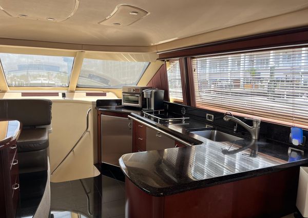 Sea Ray 58 Sedan Bridge image