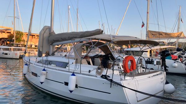 Dufour 412