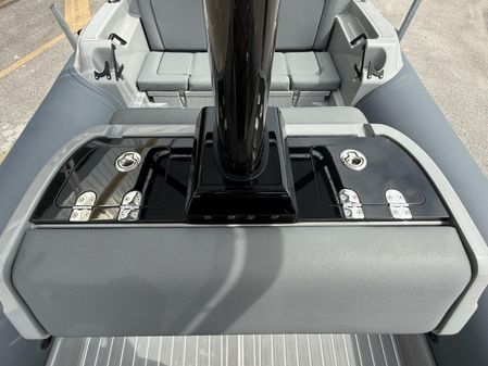 Ribeye 8.1m Outboard BL image