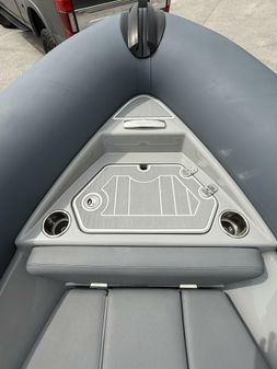 Ribeye 8.1m Outboard BL image