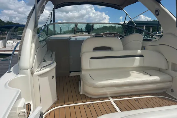 Sea Ray 360 Sundancer image