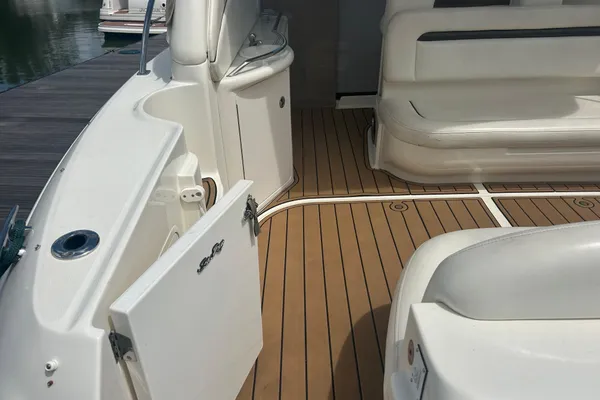 Sea Ray 360 Sundancer image
