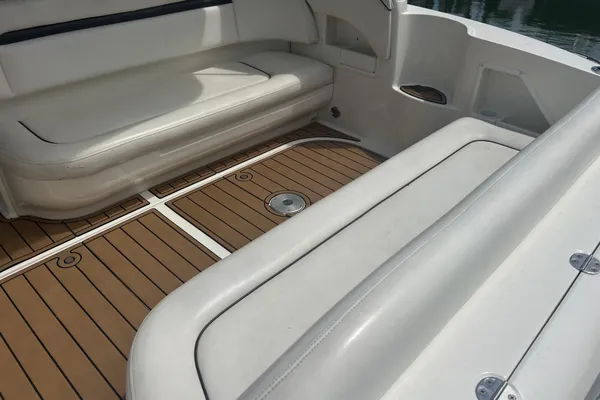 Sea Ray 360 Sundancer image