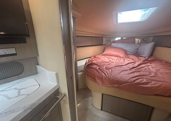 Sea Ray 360 Sundancer image