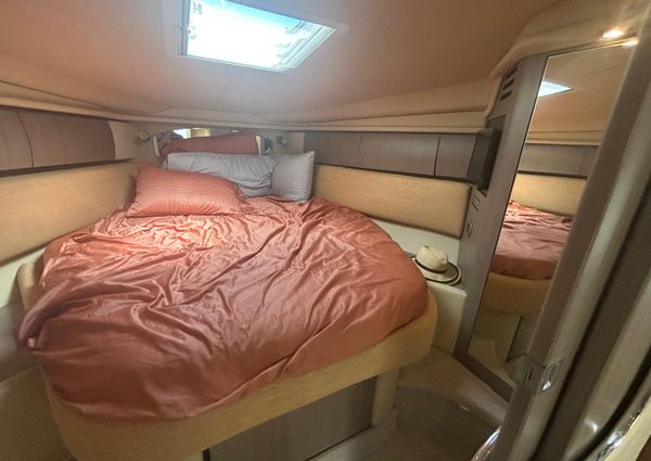 Sea Ray 360 Sundancer image