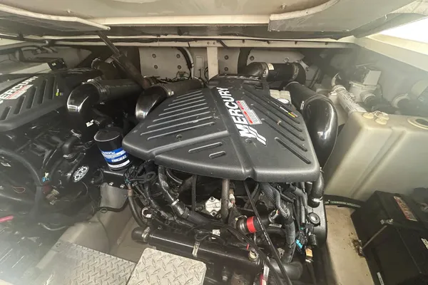 Sea Ray 360 Sundancer image