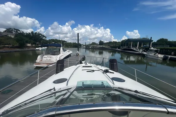 Sea Ray 360 Sundancer image