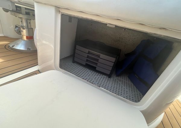 Sea Ray 360 Sundancer image