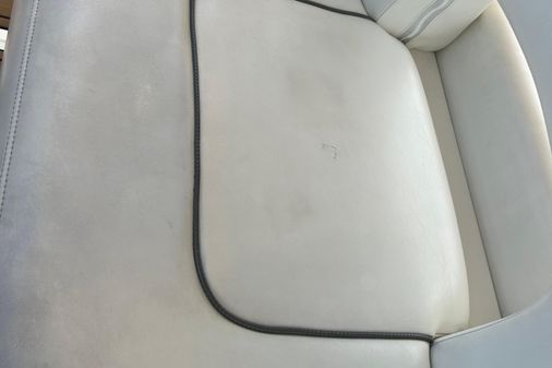 Sea Ray 360 Sundancer image