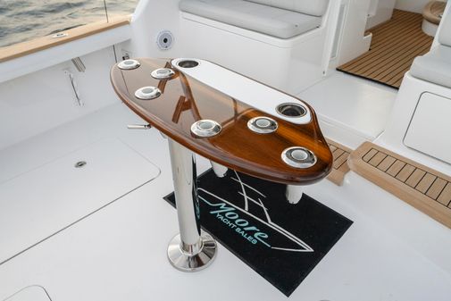 Viking 38 Open image