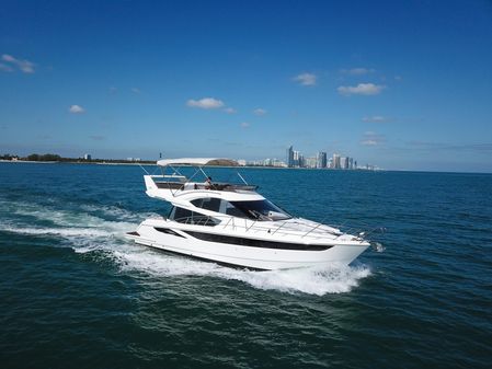 Galeon 420 Fly image