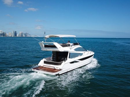 Galeon 420 Fly image