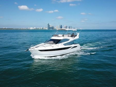 Galeon 420 Fly image