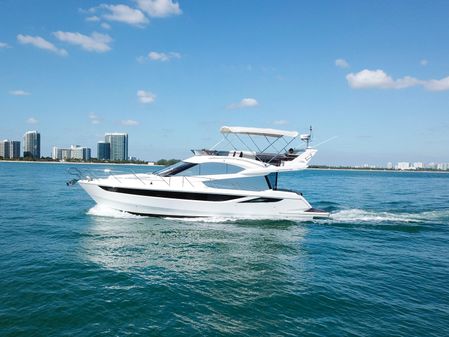 Galeon 420 Fly image