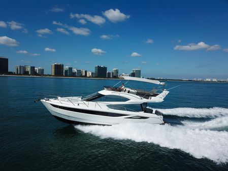 Galeon 420 Fly image