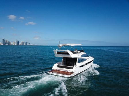 Galeon 420 Fly image