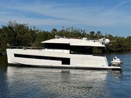 Sundeck Yachts 58 Sport image