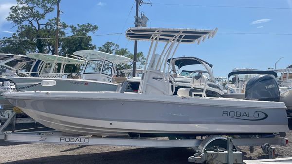 Robalo 206 Cayman 