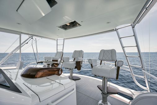 Viking 60 Convertible image