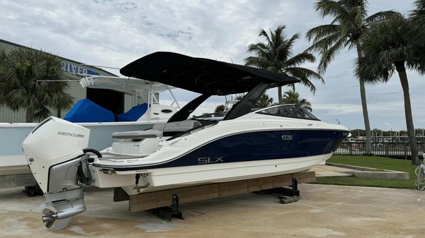 Sea Ray 260 SLX OUTBOARD 