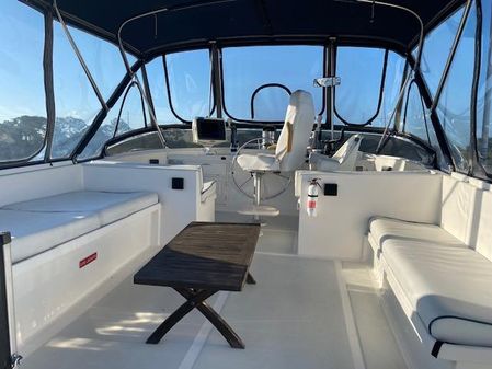 DeFever 49 Cockpit Motor Yacht image