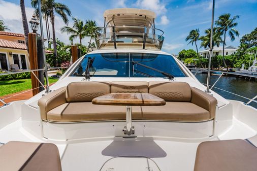 Sea Ray L550 Fly image