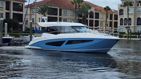 Regal 42 Grande Coupe