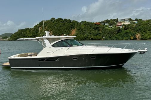 Tiara Yachts Coronet 3900 image