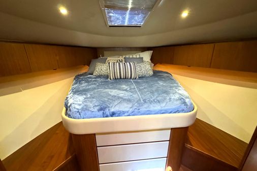 Tiara Yachts Coronet 3900 image