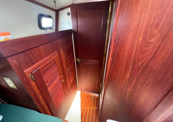 Pacific-seacraft 34 image