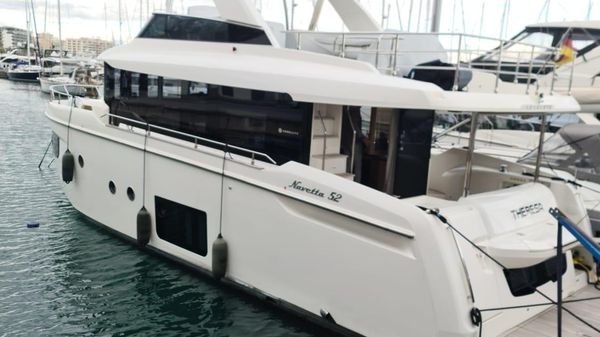 Absolute NAVETTA 52 