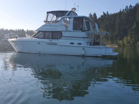 Carver 404-COCKPIT-MOTOR-YACHT image