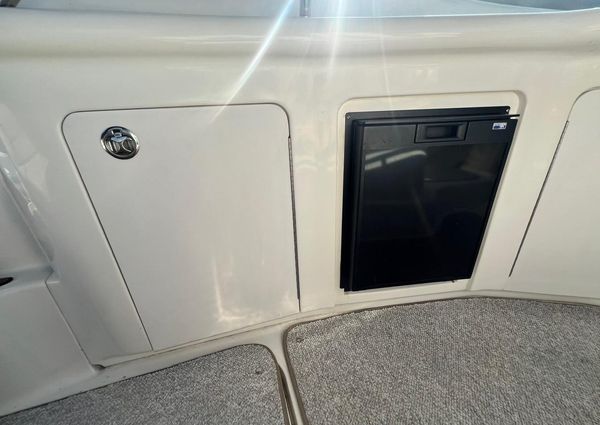 Sea Ray 300 Sundancer image