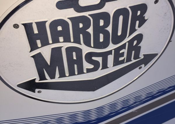 Harbor-master 520-WB-PILOTHOUSE image