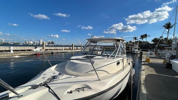 Boston Whaler 305 Conquest 