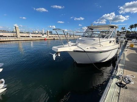 Boston Whaler 305 Conquest image