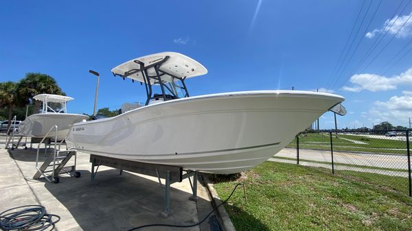 Sea Fox 248 Commander