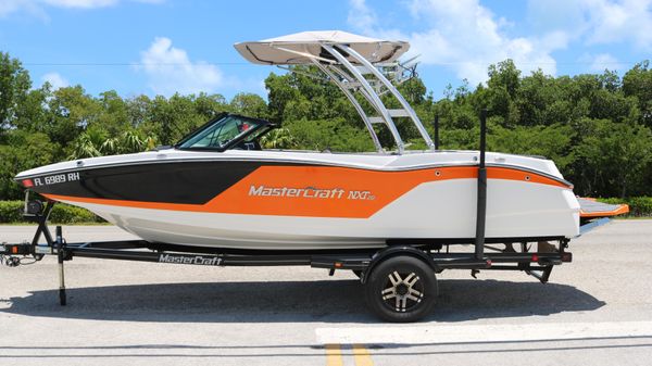 Mastercraft NXT20