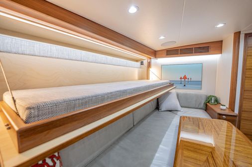 Winter Custom Yachts 53 Express image