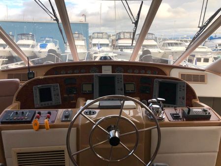 Bayliner 5288-PILOTHOUSE image