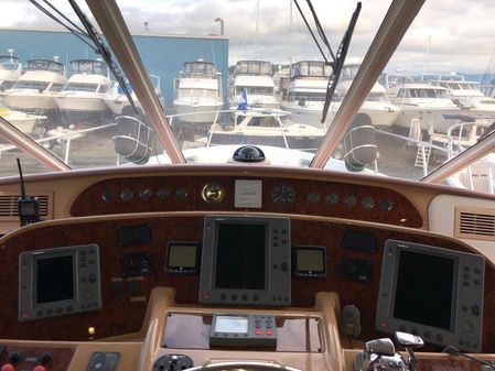 Bayliner 5288-PILOTHOUSE image