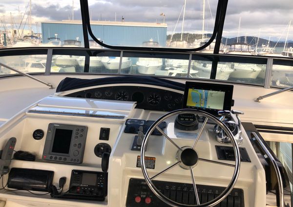 Bayliner 5288-PILOTHOUSE image